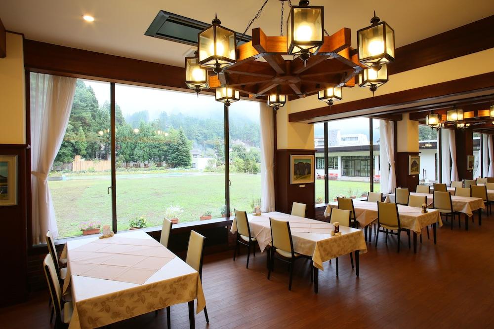 Nozawa Grand Hotel Exterior photo