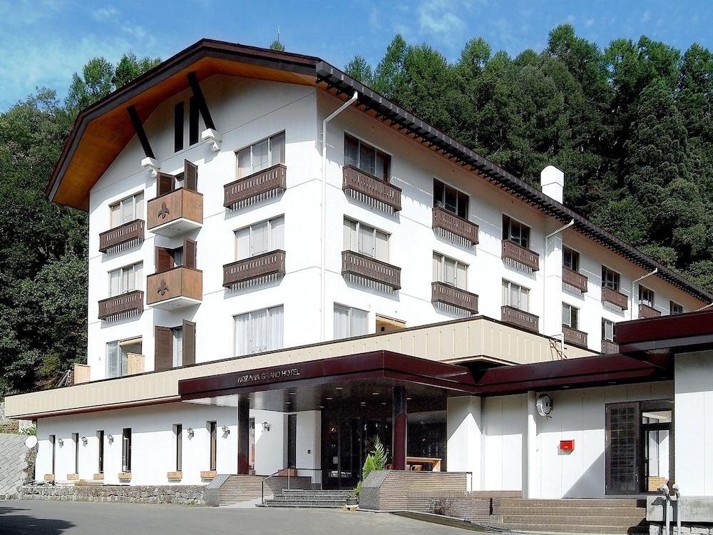Nozawa Grand Hotel Exterior photo